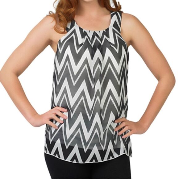 🆕 IZ Byer California Chevron Halter Top Black & White Sz XL - Picture 1 of 7